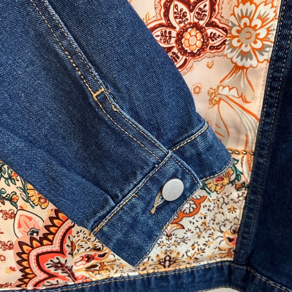 BRIT.NY DENIM JACKET with silk accent - Picture 6 of 14